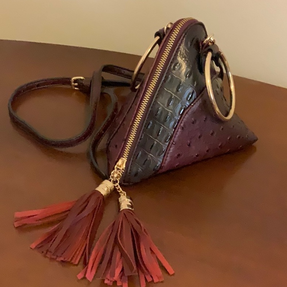 Croc Crossbody